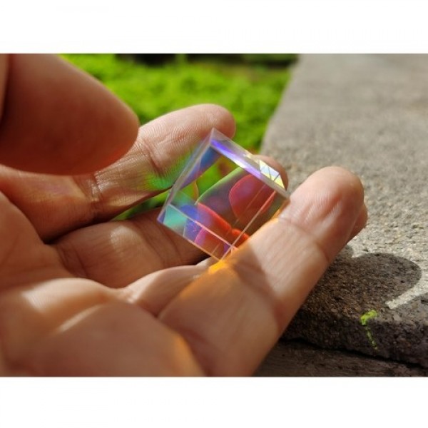 Optical Color Cube Prism 0.8 Inch for Option Multi-Color Toy and Desktop Decor Used for Physics Science Photography Decoration A