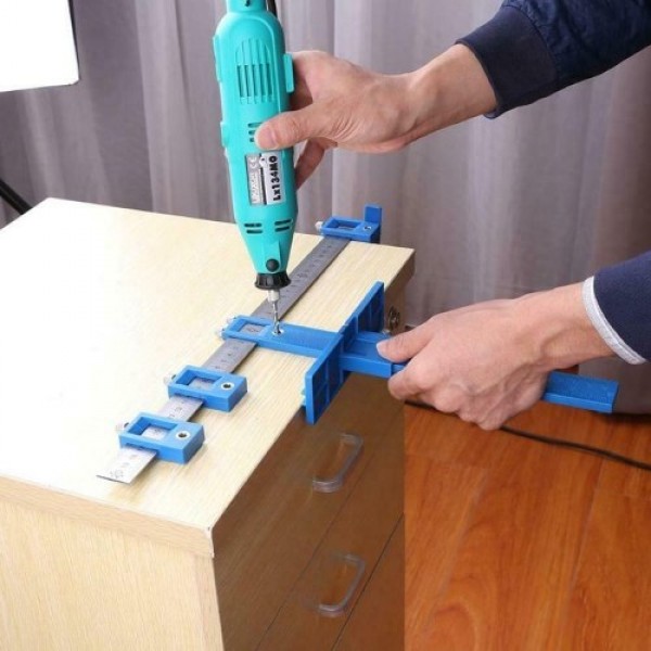 Woodworking Drilling Dowelling Hole Saw Adjustable Drill Locator Guide Tool (One side metric system + one side imperial units)